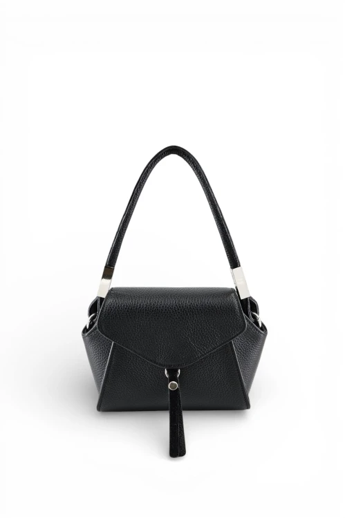 shell bag m black 2026.jpg