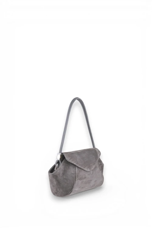 Shell bag s grey velvet skos 3.jpg